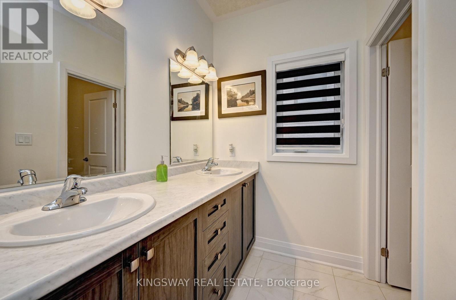 520 Nathalie Crescent, Kitchener, Ontario  N2E 0C9 - Photo 35 - X12769588