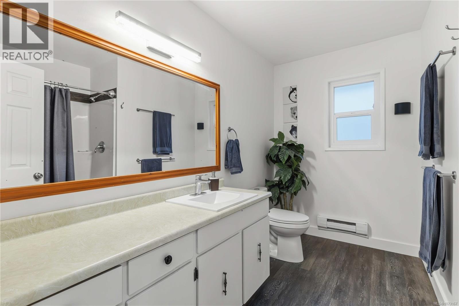 4370 Elnido Cres, Saanich, British Columbia  V8N 4Z6 - Photo 20 - 1023167