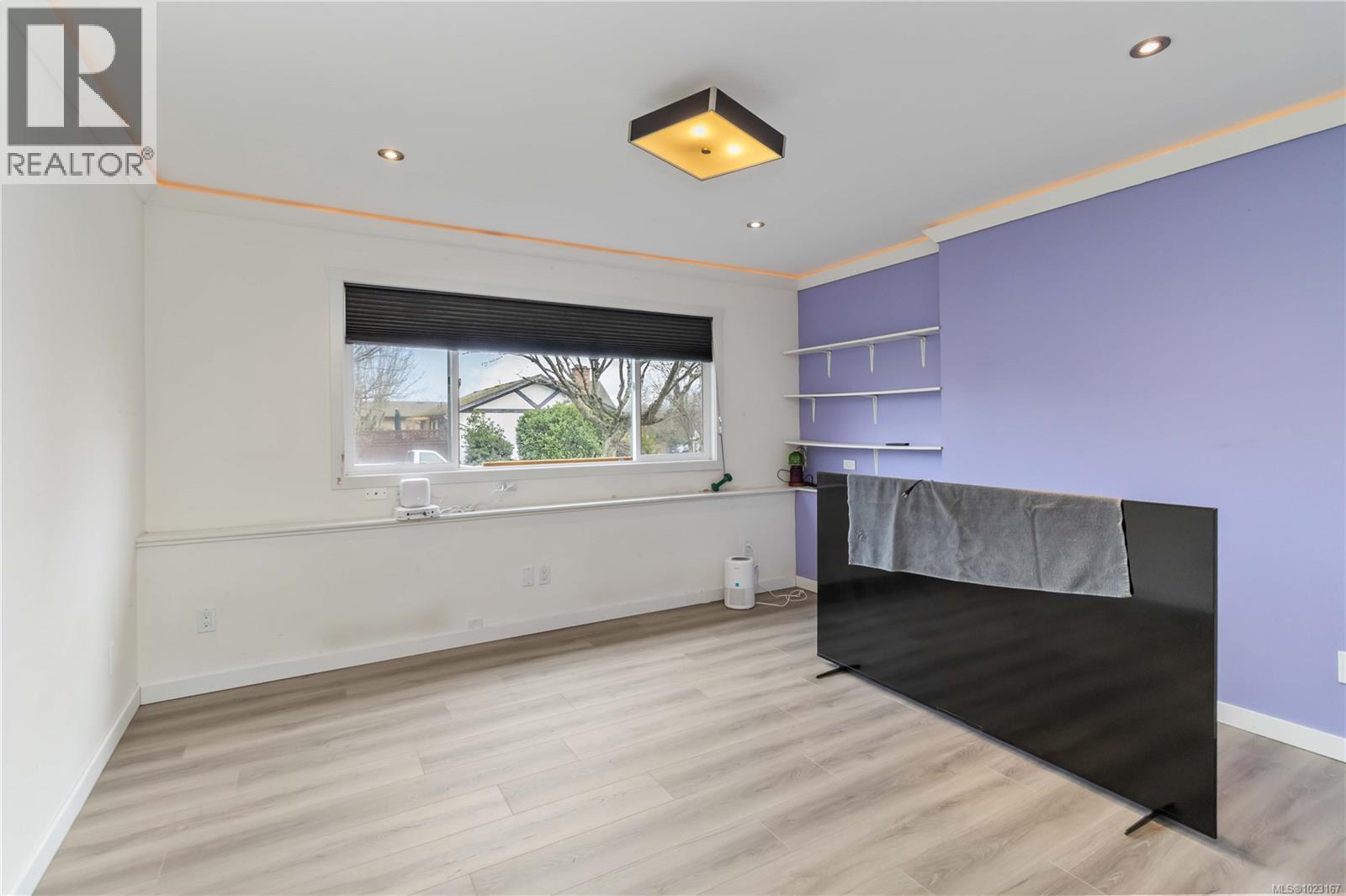 4370 Elnido Cres, Saanich, British Columbia  V8N 4Z6 - Photo 44 - 1023167