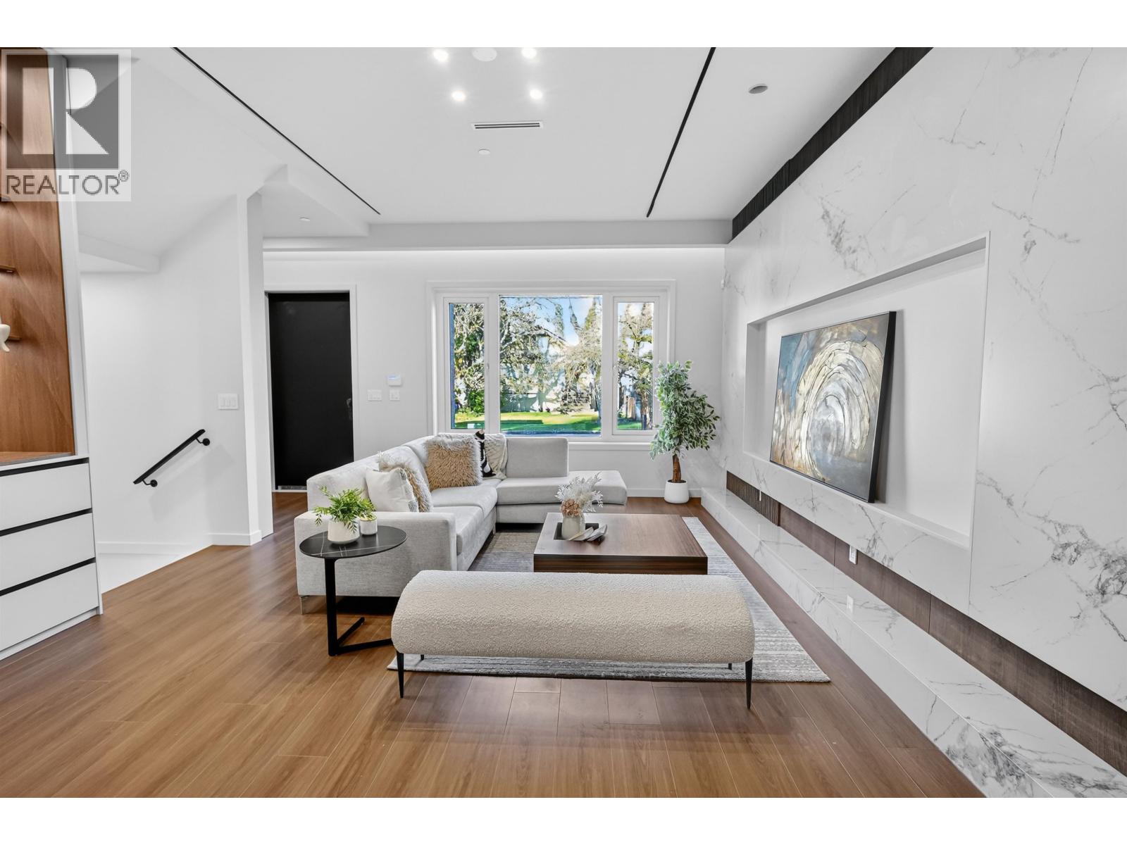 Listing Picture 5 of 12 : 3548 W 35TH AVENUE, Vancouver / 溫哥華 - 魯藝地產 Yvonne Lu Group - MLS Medallion Club Member