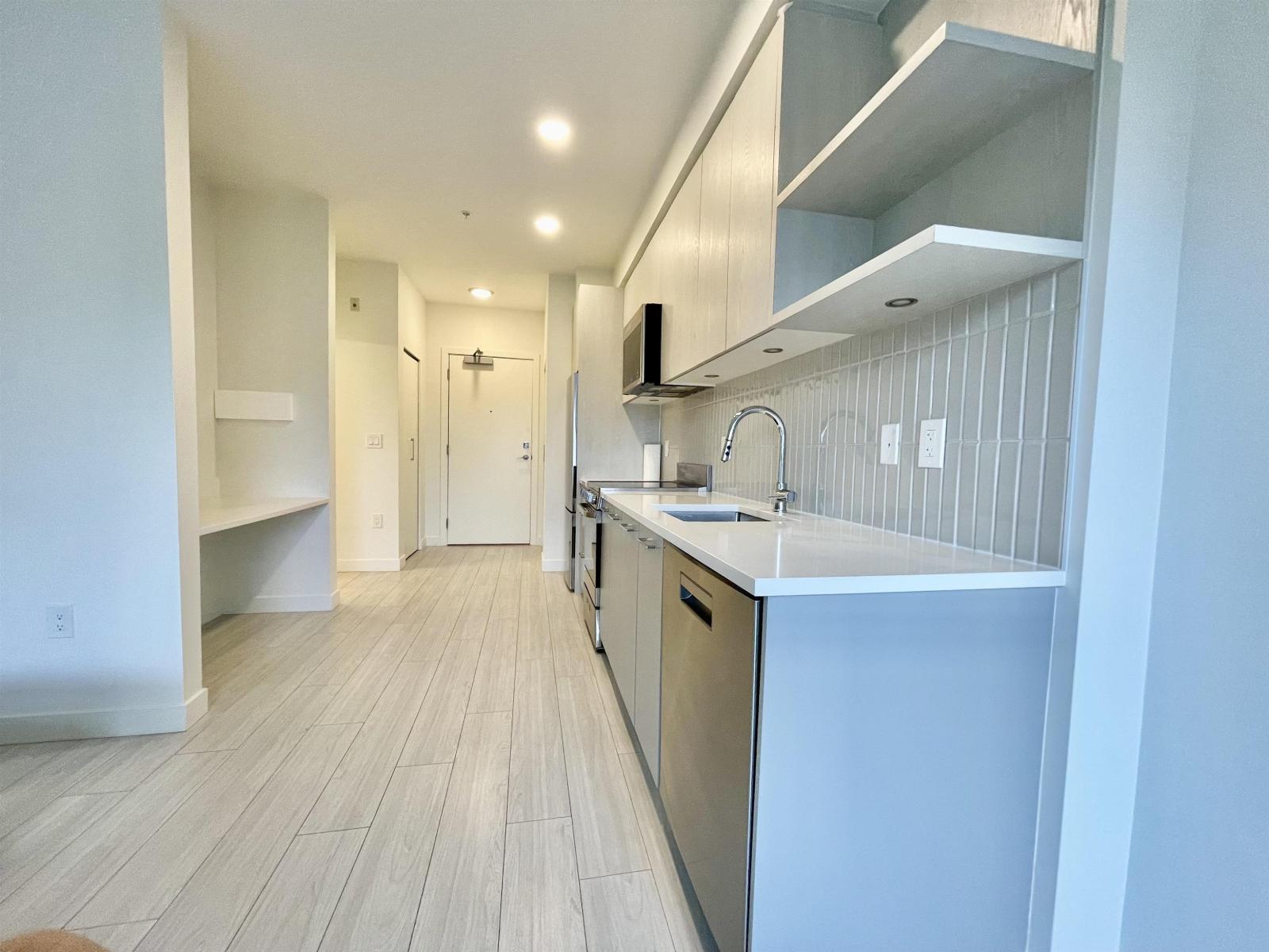 10777 E 138 Street, Surrey, British Columbia  V3T 0T5 - Photo 8 - R3085090