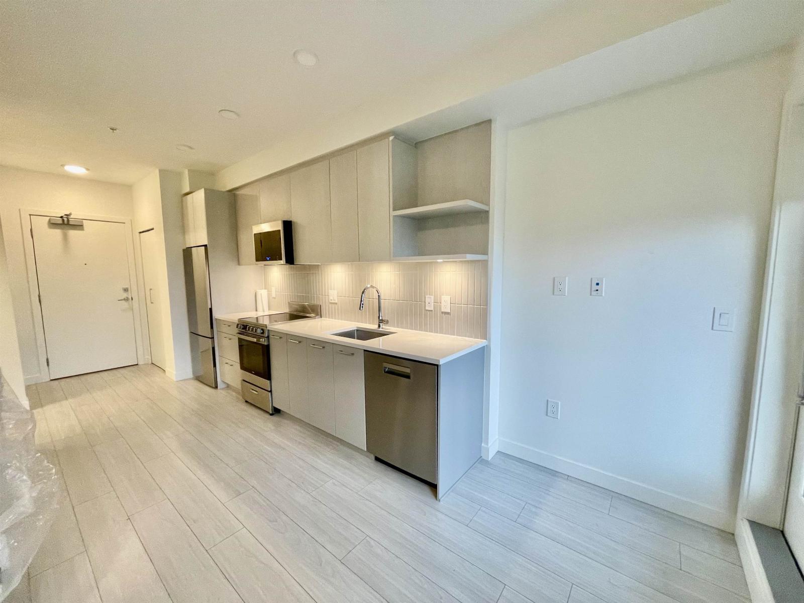 10777 E 138 Street, Surrey, British Columbia  V3T 0T5 - Photo 6 - R3085090