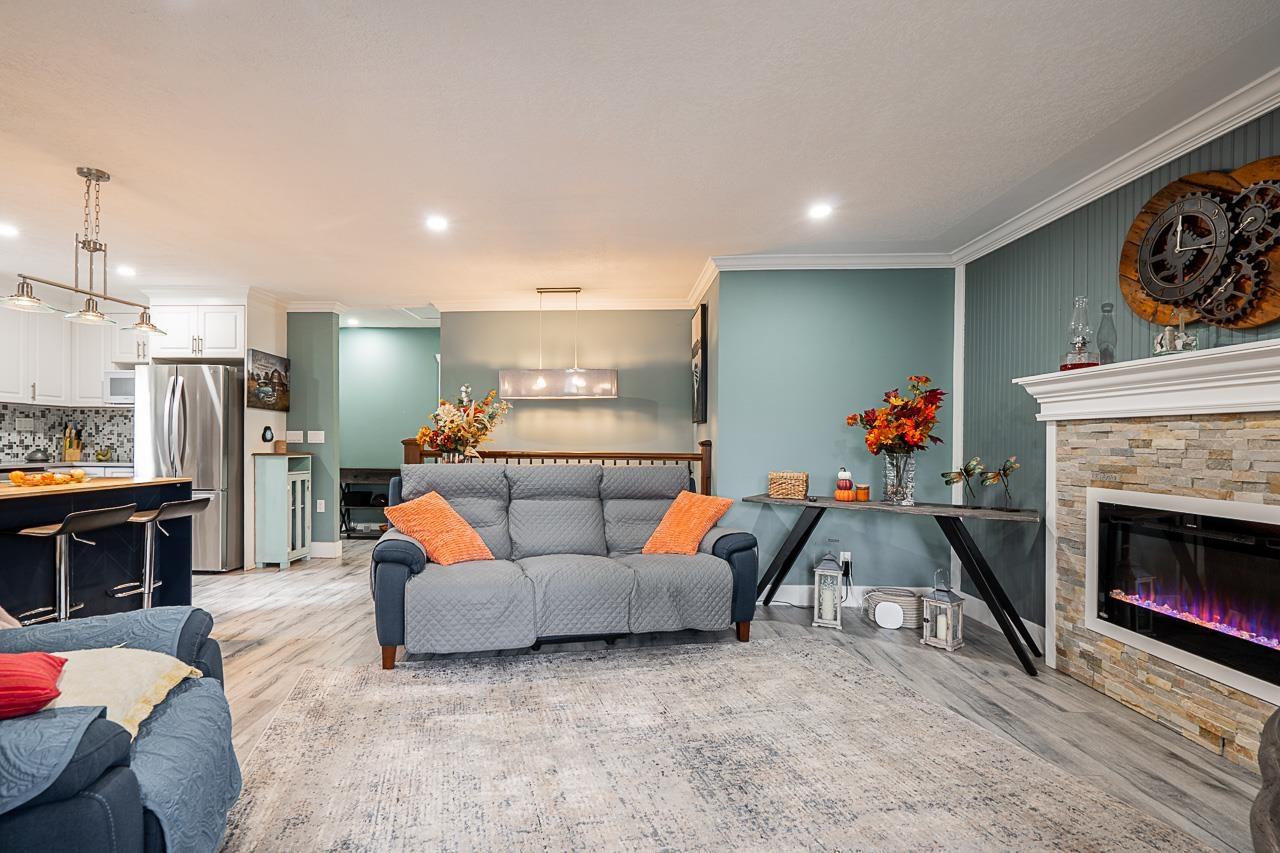 7523 May Street, Mission, British Columbia  V2V 3C9 - Photo 6 - R3080220