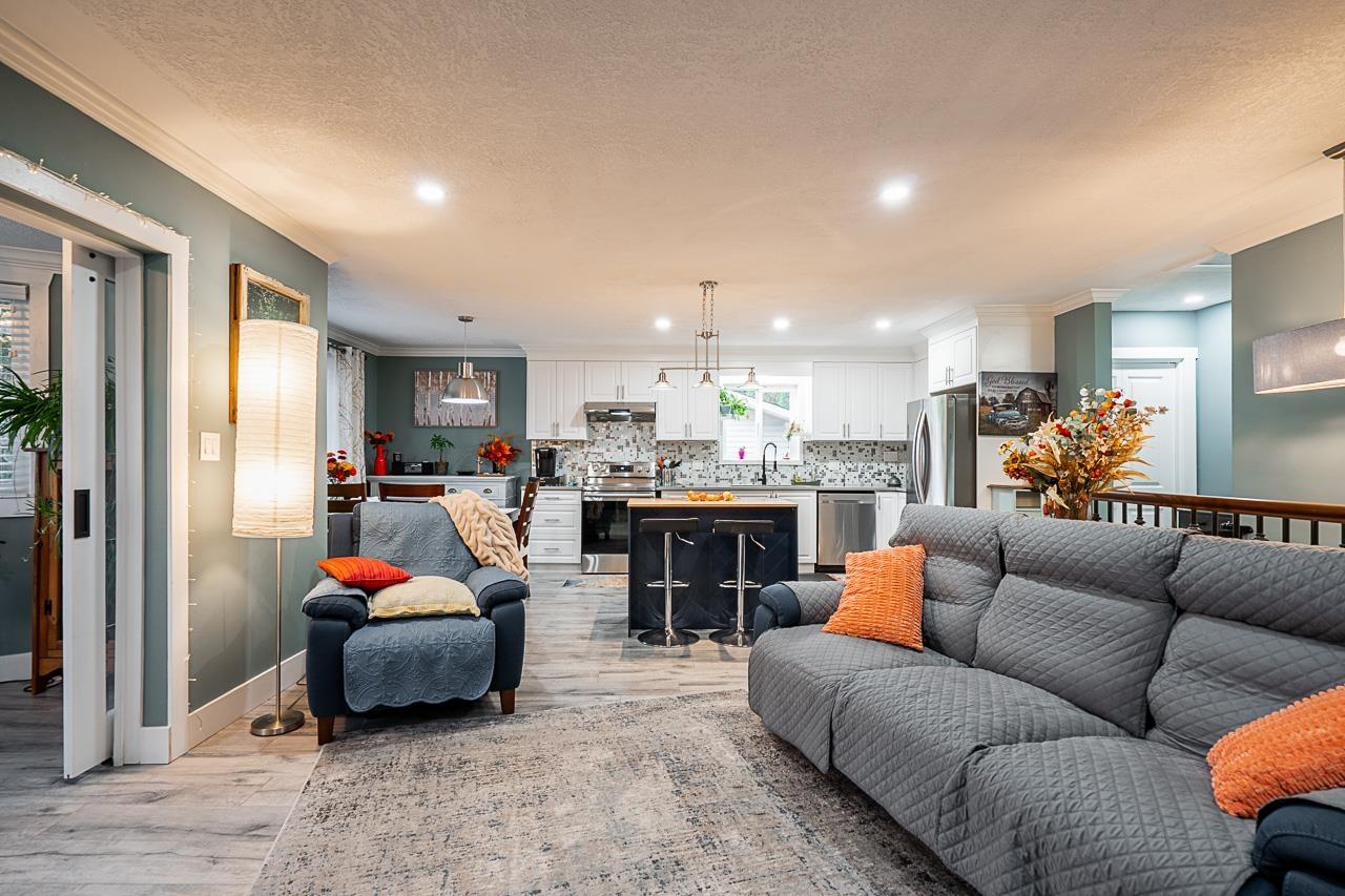 7523 May Street, Mission, British Columbia  V2V 3C9 - Photo 7 - R3080220