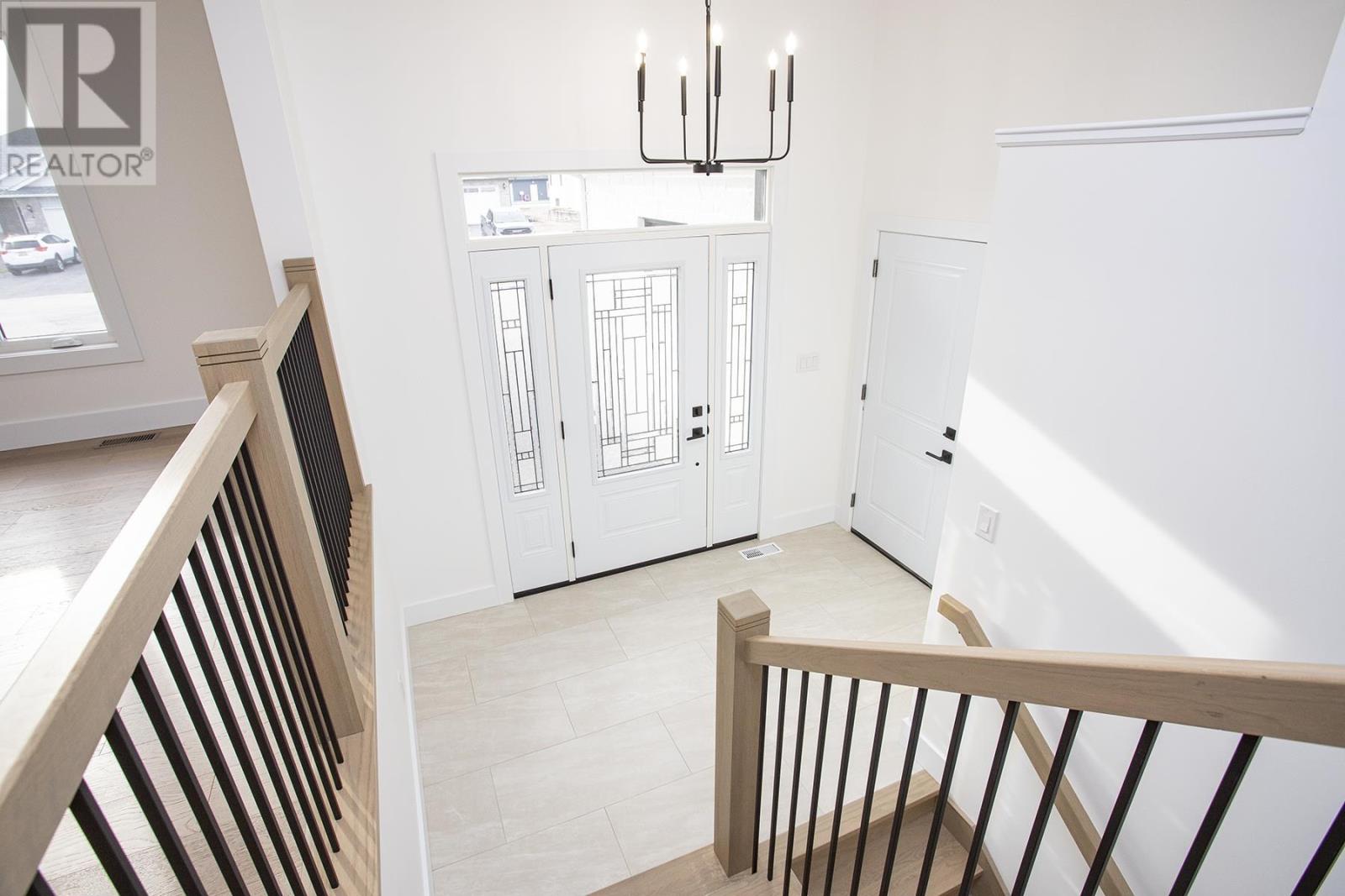 7 Noah Dr, Sault Ste. Marie, Ontario  P6C 6E6 - Photo 34 - SM260115