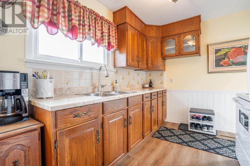 268 Rowell Ave, Sault Ste. Marie, Ontario  P6C 5K8 - Photo 13 - SM260209