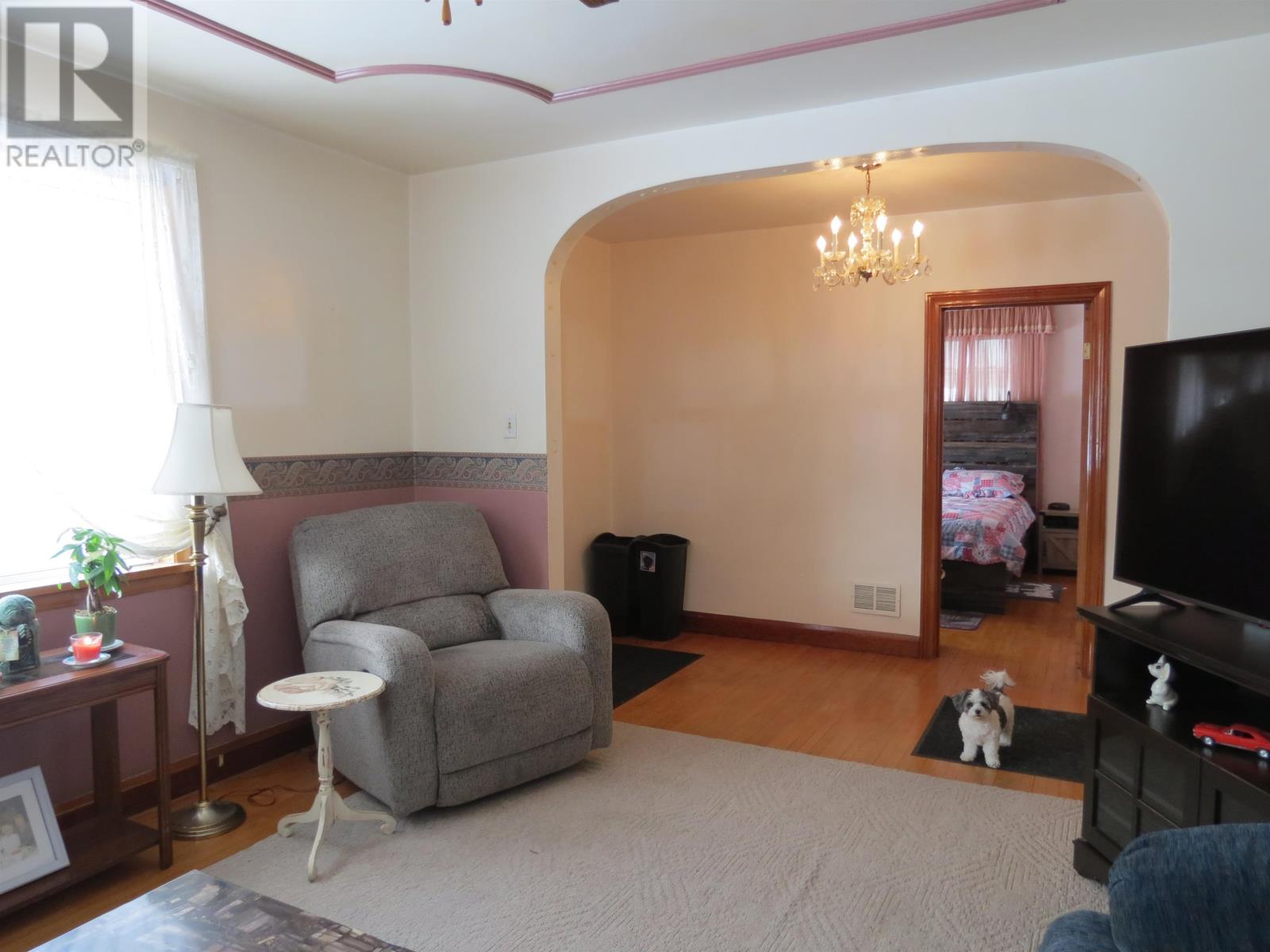 836 Simpson St, Thunder Bay, Ontario  P7C 3K4 - Photo 4 - TB2600153