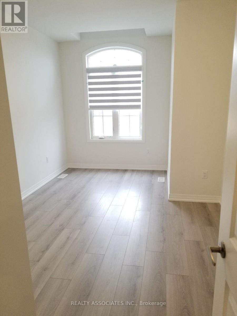 71 Schmeltzer Crescent, Richmond Hill, Ontario  L4E 1J1 - Photo 21 - N12734310