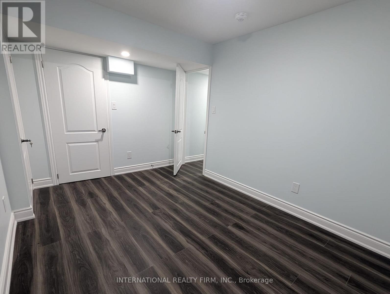 Bsmt - 75 Bulmer Crescent, Newmarket (Woodland Hill), Ontario  L3X 3K1 - Photo 7 - N12769598