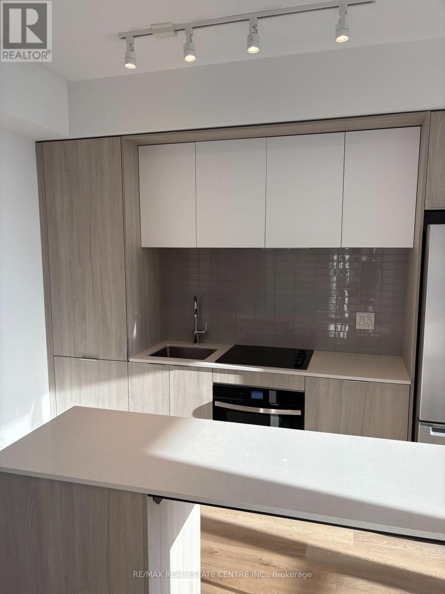 4209 - 395 Square One Drive, Mississauga (City Centre), Ontario  L5B 0P6 - Photo 11 - W12769604