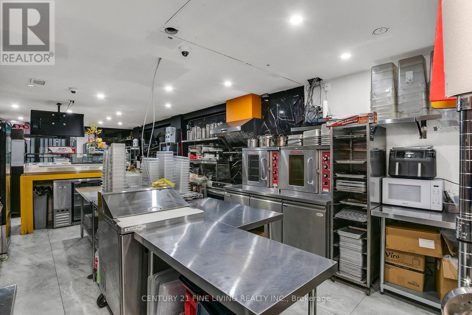 81 Huron Street, Toronto, Ontario  M5T 2A8 - Photo 24 - C12769622