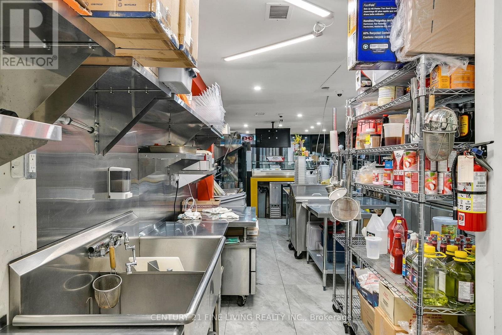 81 Huron Street, Toronto, Ontario  M5T 2A8 - Photo 27 - C12769622