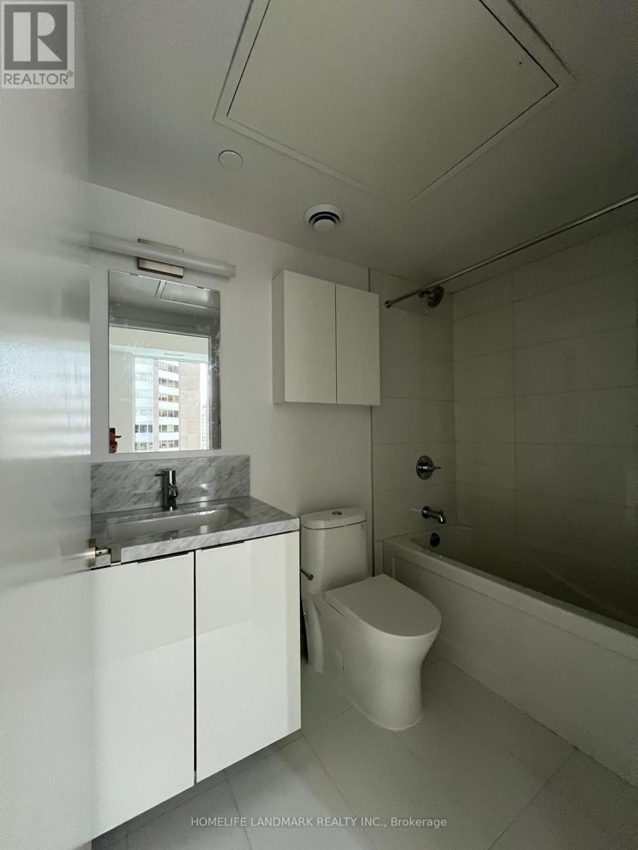 1721 - 121 Saint Patrick Street, Toronto (Kensington-Chinatown), Ontario  M5T 0B8 - Photo 5 - C12769628