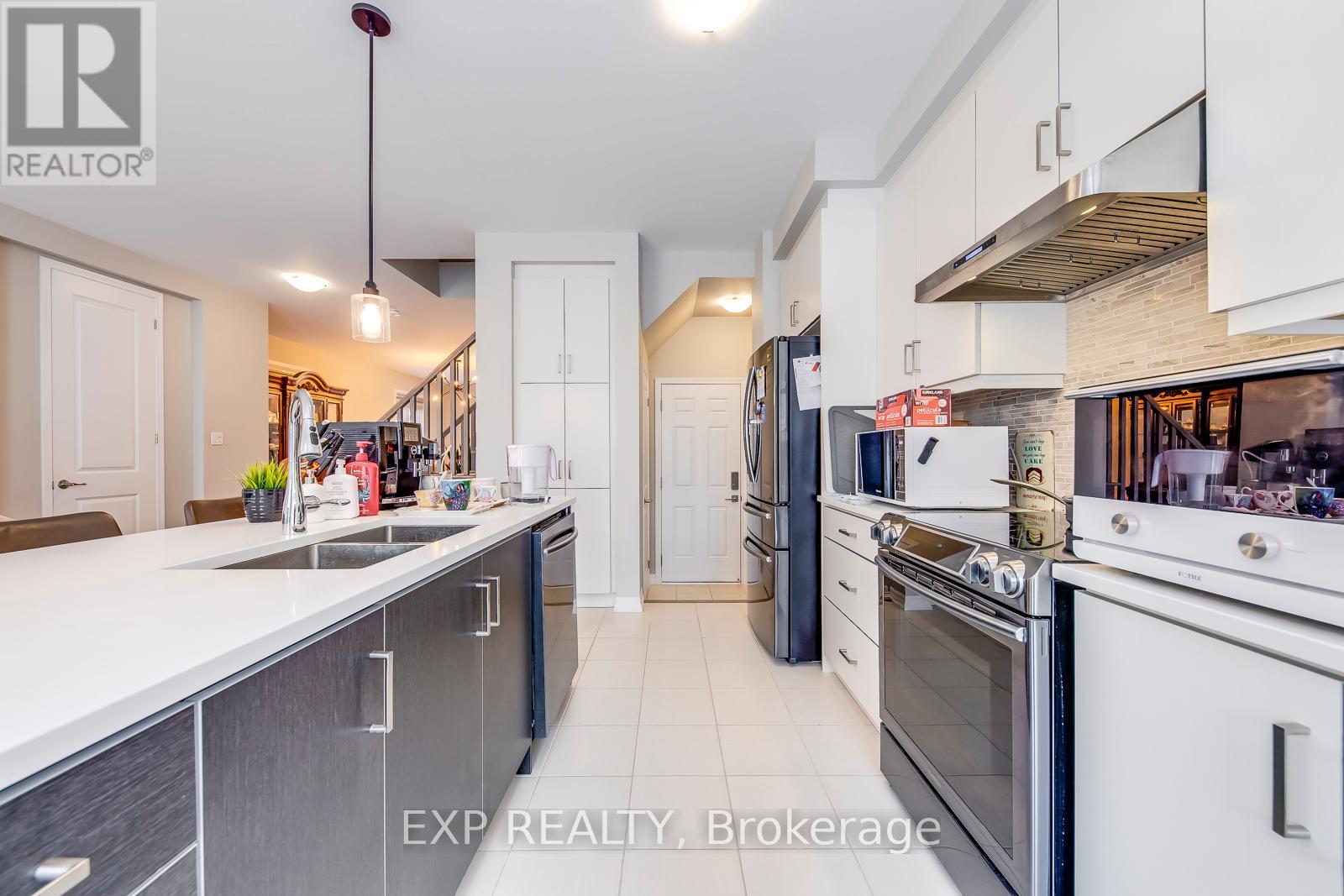 3302 Jacob Way, Oakville (Go Glenorchy), Ontario  L6M 5J9 - Photo 18 - W12769624