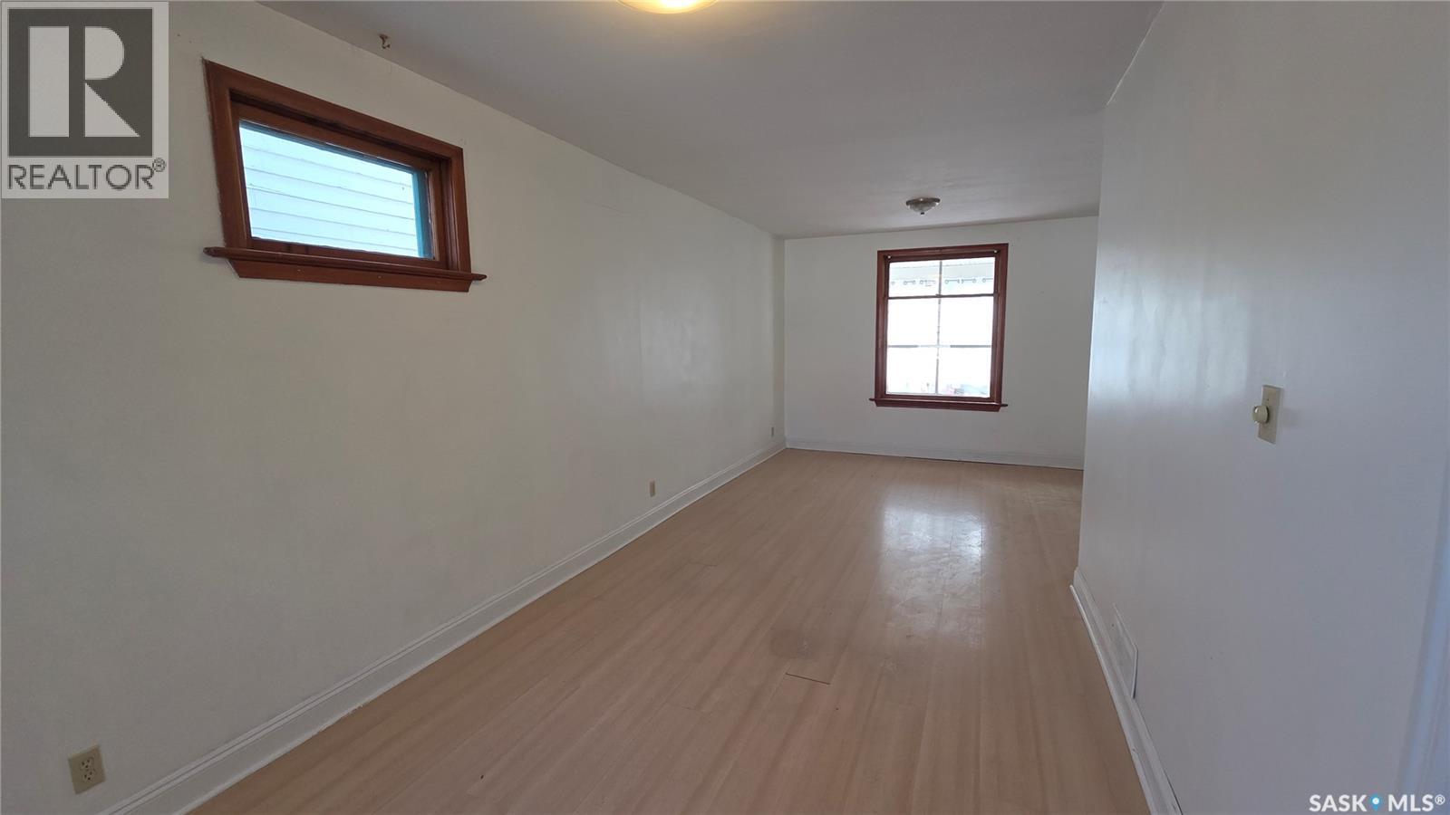 2143 Cameron Street, Regina, Saskatchewan  S4T 2V7 - Photo 4 - SK021155