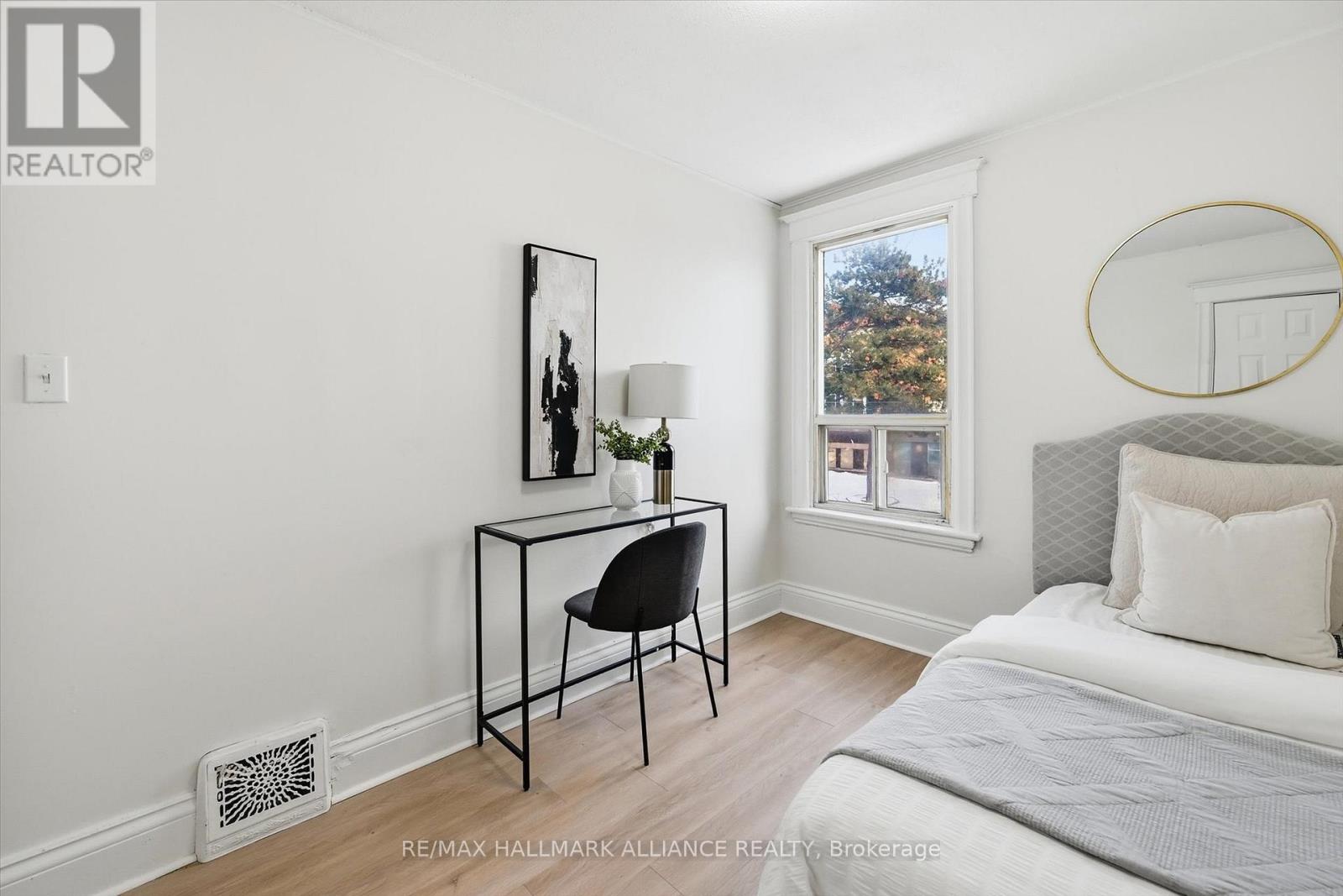 447 Wentworth Street N, Hamilton (Industrial Sector), Ontario  L8L 5W7 - Photo 12 - X12769634