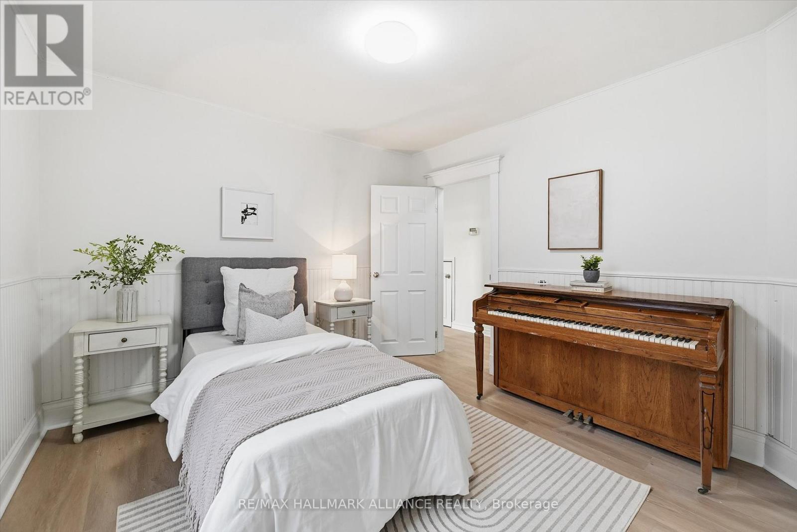 447 Wentworth Street N, Hamilton (Industrial Sector), Ontario  L8L 5W7 - Photo 7 - X12769634