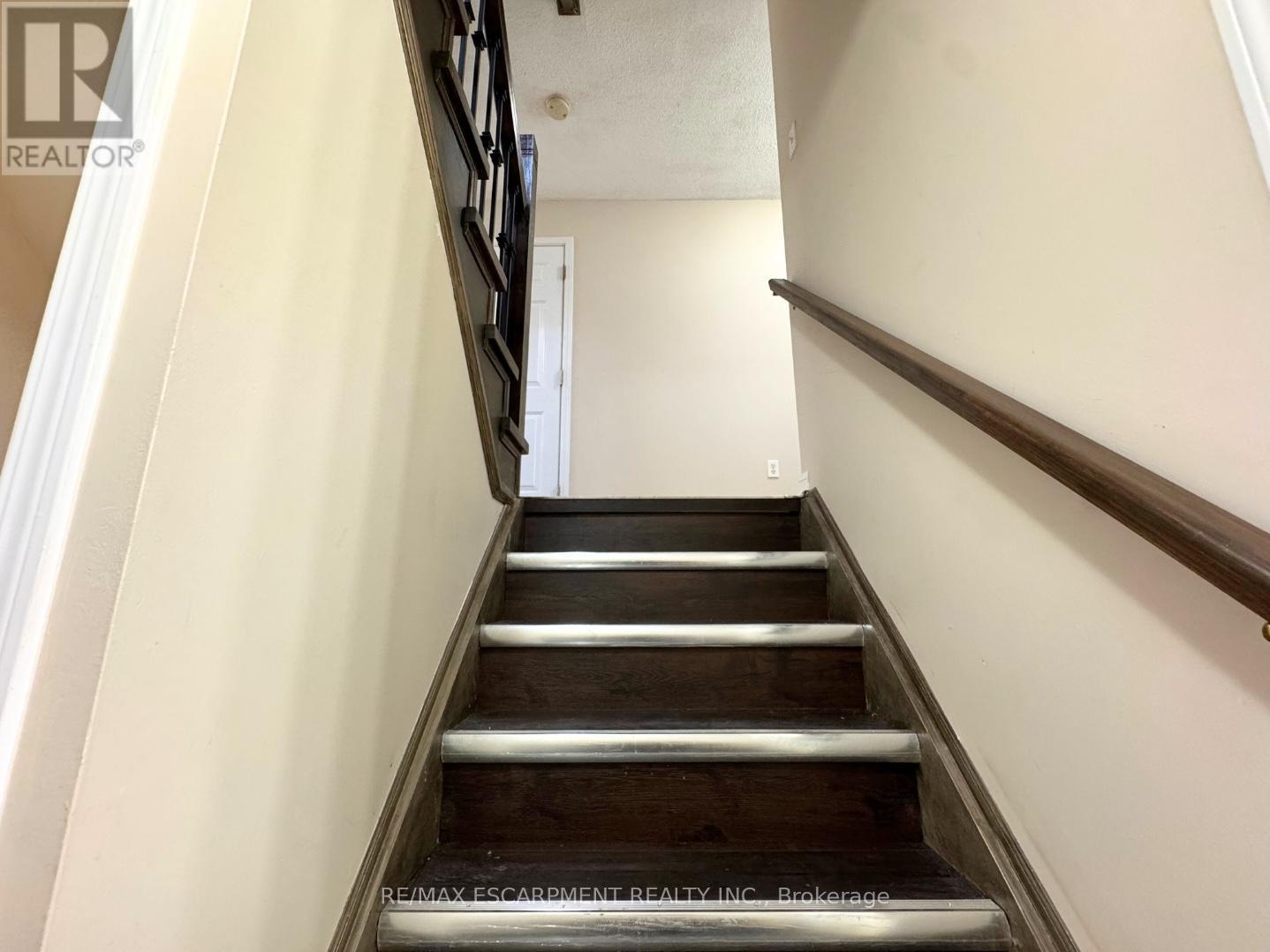 2218 Shadetree Avenue, Burlington, Ontario  L7L 6L4 - Photo 30 - W12760376