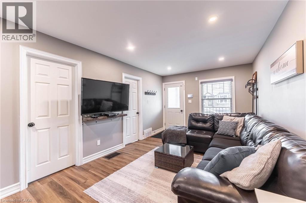 140 Royal Avenue, Hamilton, Ontario  L8S 2C7 - Photo 5 - 40797704