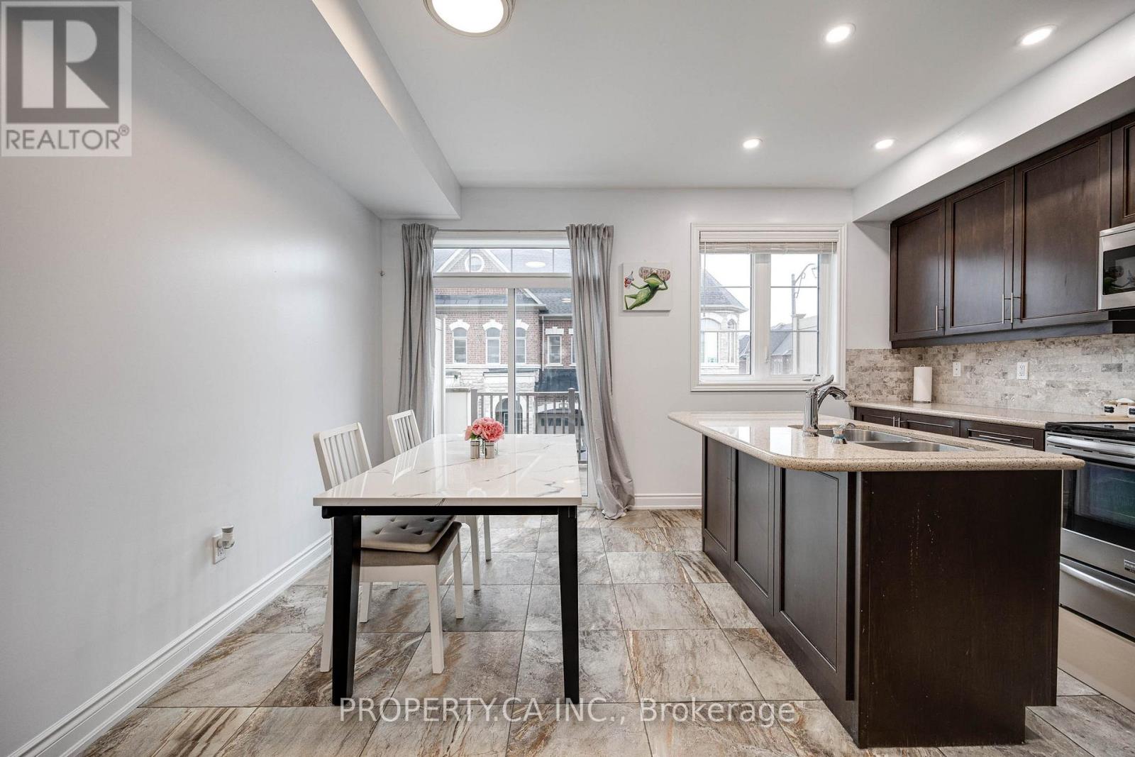 53 - 1331 Major Mackenzie Drive, Vaughan, Ontario  L6A 4W4 - Photo 9 - N12769636