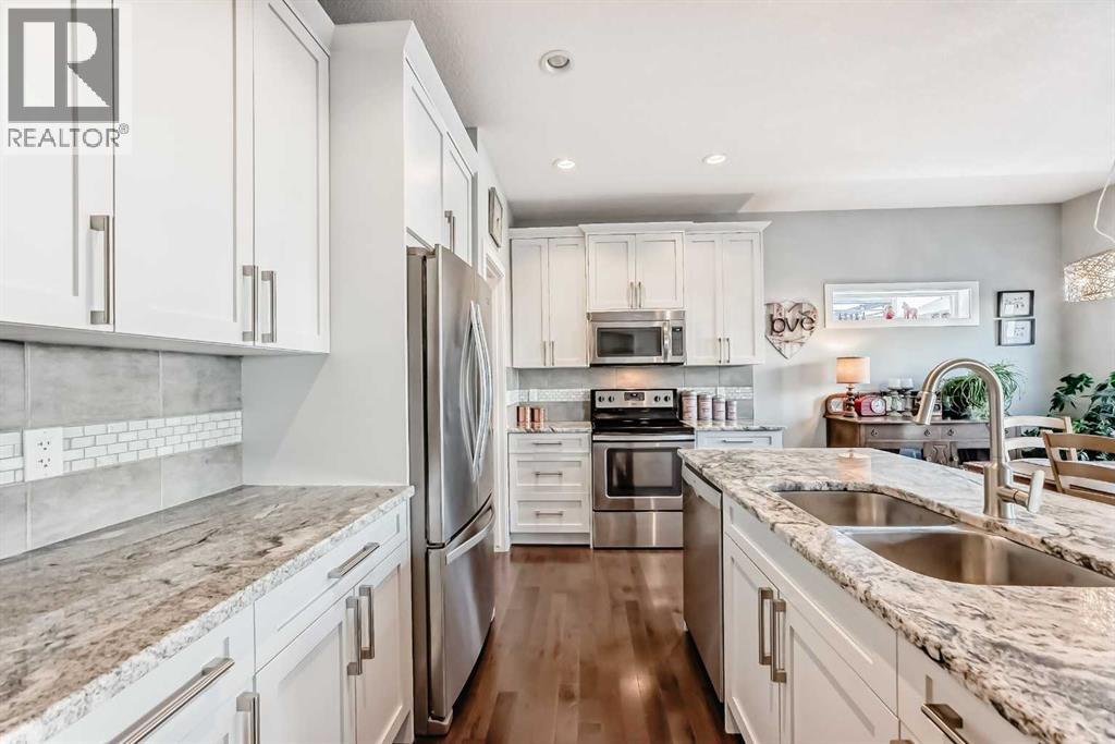 4 Bethune Way, Carstairs, Alberta  T0M 0N0 - Photo 5 - A2267541