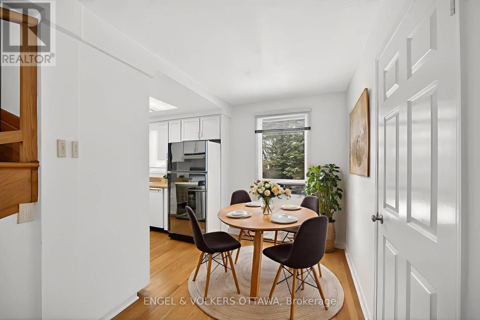 82 Leacock Drive, Ottawa, Ontario  K2K 2A8 - Photo 17 - X12769648