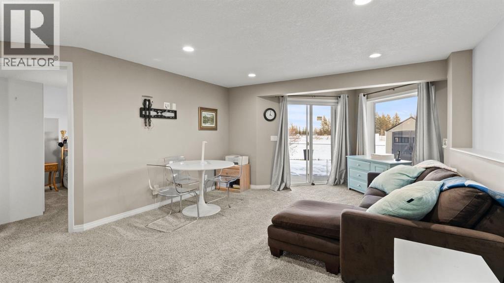 166 Bridlecrest Boulevard Sw, Calgary, Alberta  T2Y 4X7 - Photo 30 - A2278392