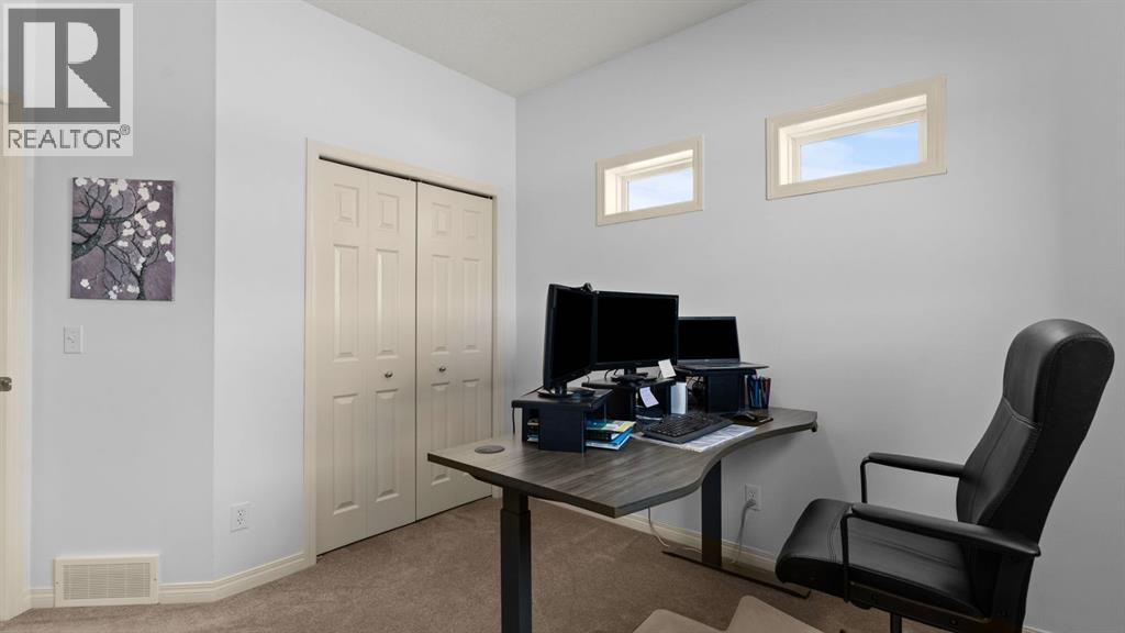 166 Bridlecrest Boulevard Sw, Calgary, Alberta  T2Y 4X7 - Photo 28 - A2278392