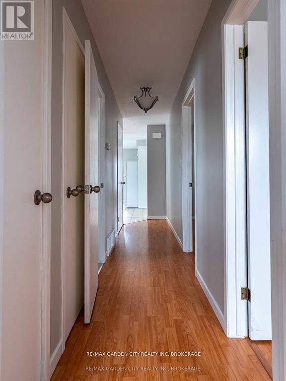 9 Churchill Street, St. Catharines, Ontario  L2S 2P3 - Photo 2 - X12769664