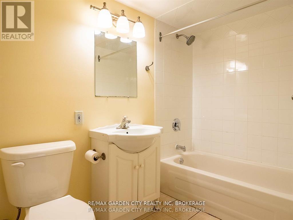 9 Churchill Street, St. Catharines, Ontario  L2S 2P3 - Photo 27 - X12769664