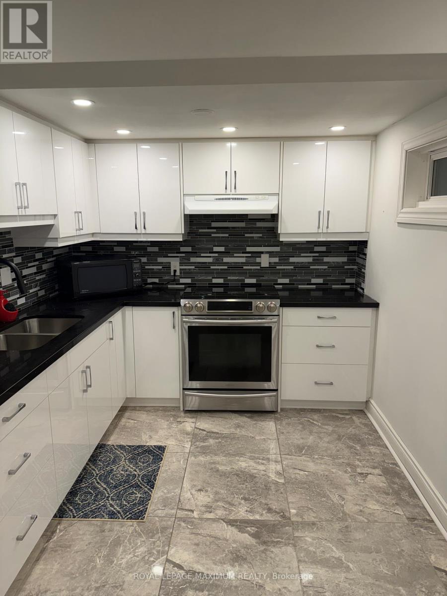 BSMT - 41 KNOTTY PINE TRAIL, Markham, Ontario