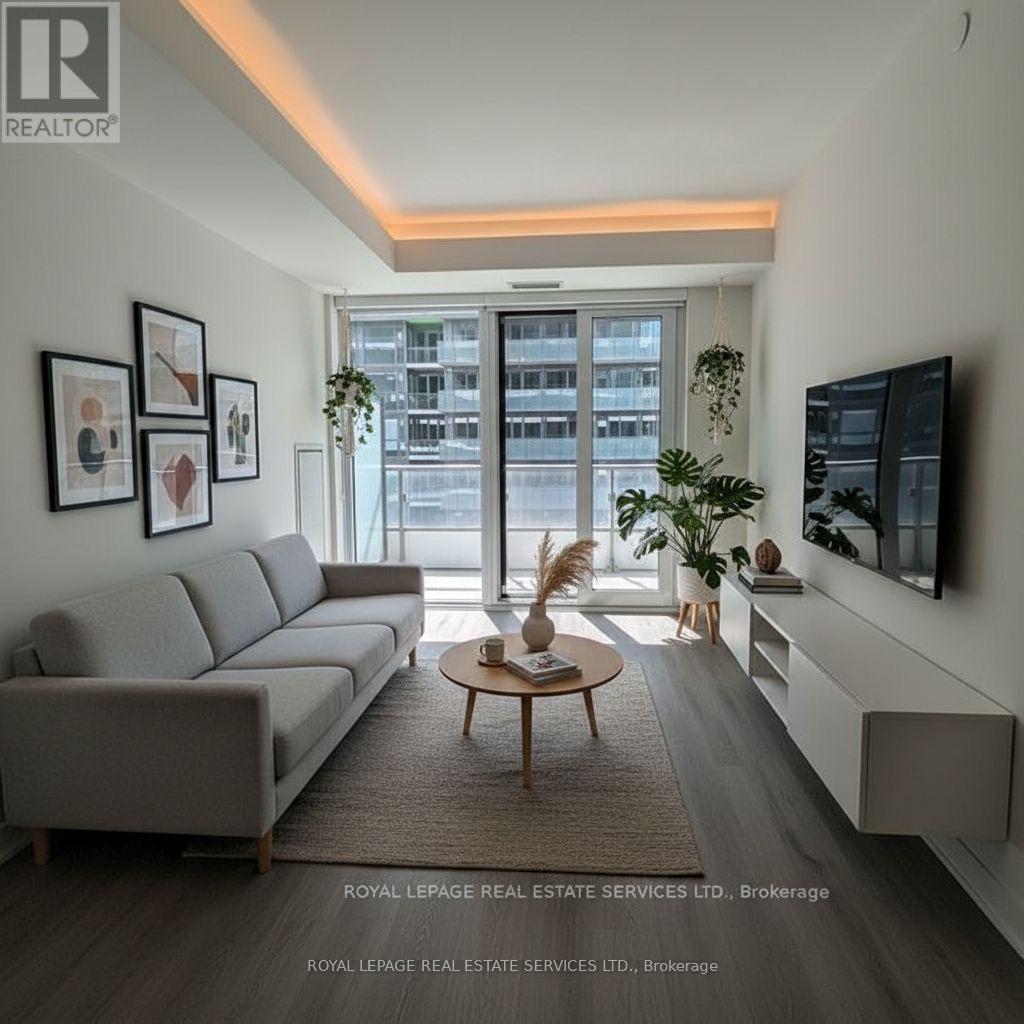 2213 - 70 Princess Street E, Toronto, Ontario  M5A 0X6 - Photo 3 - C12768726