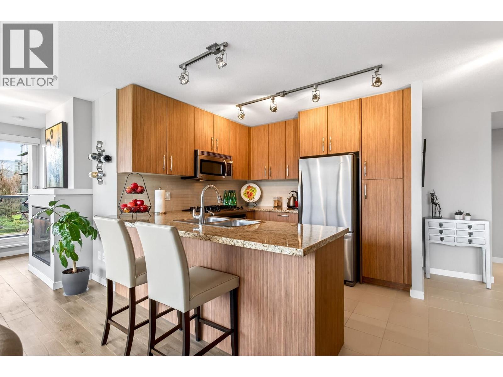 506 651 Nootka Way, Port Moody, British Columbia  V3H 0A1 - Photo 8 - R3086705