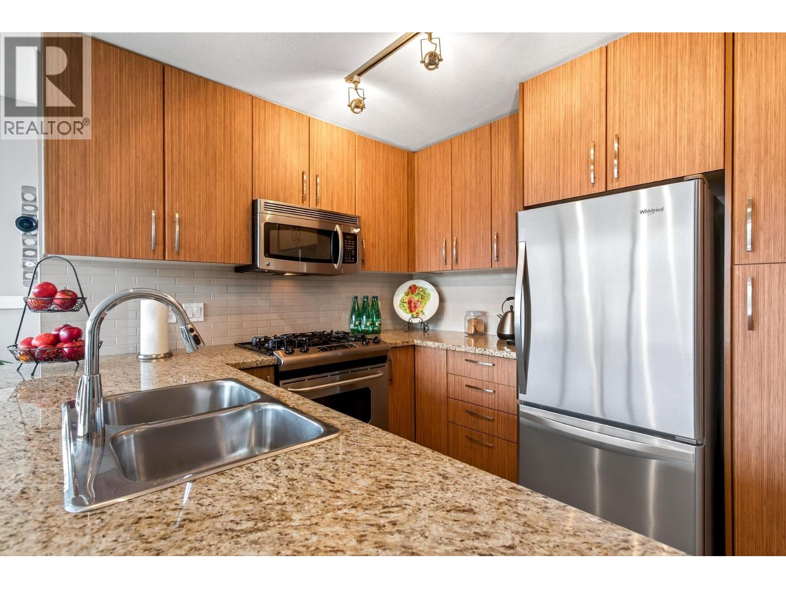 506 651 Nootka Way, Port Moody, British Columbia  V3H 0A1 - Photo 6 - R3086705