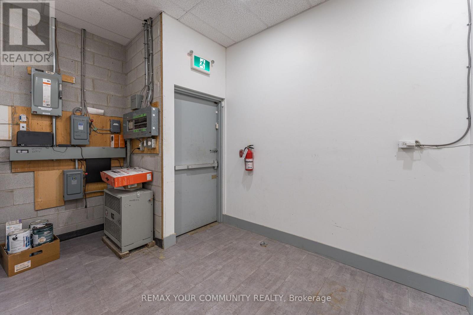 212 - 9737 Yonge Street, Richmond Hill, Ontario  L4C 8S7 - Photo 11 - N12769672