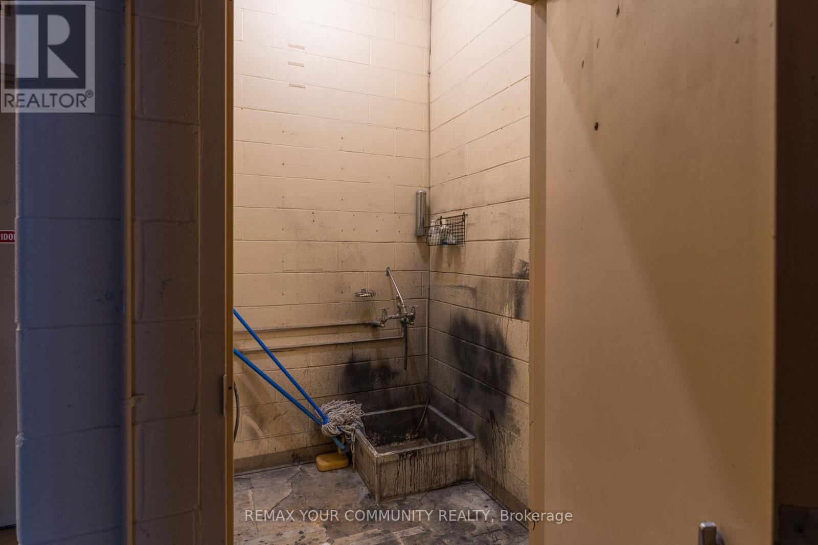 203 - 9737 Yonge Street, Richmond Hill (Harding), Ontario  L4C 8S7 - Photo 16 - N12769674