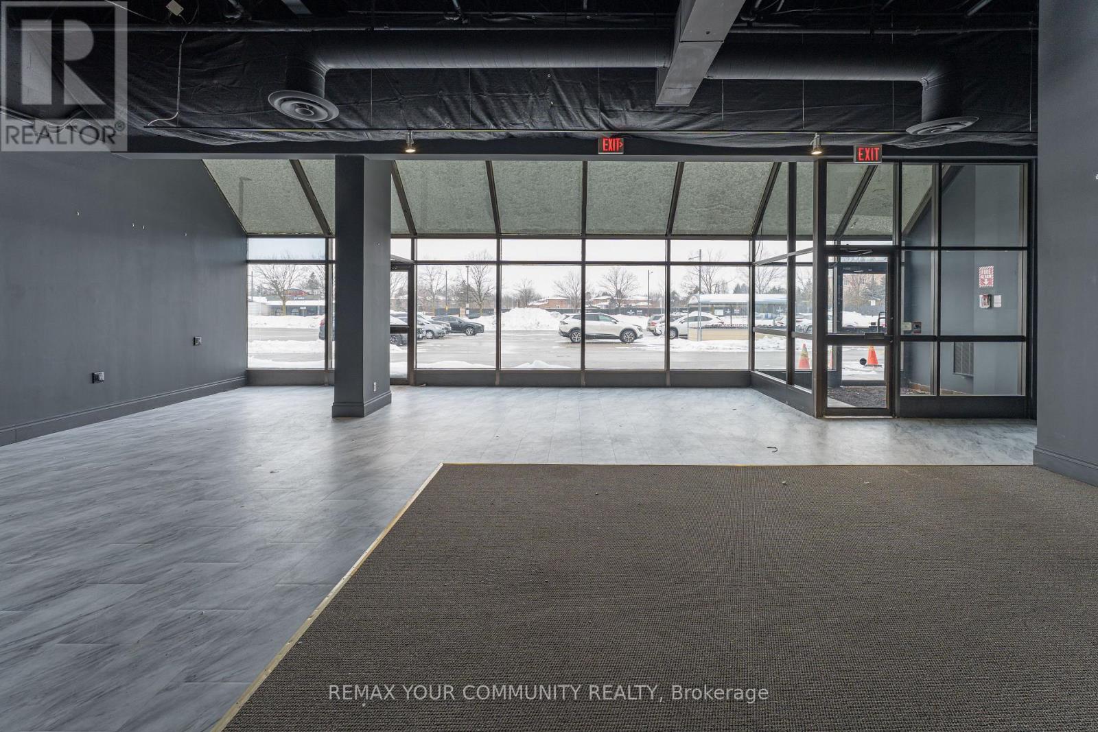 203 - 9737 Yonge Street, Richmond Hill (Harding), Ontario  L4C 8S7 - Photo 6 - N12769674