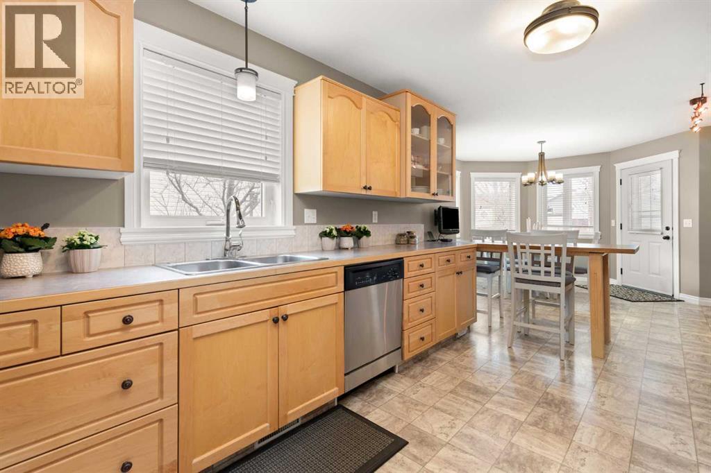 928 3 Street Sw, Redcliff, Alberta  T0J 2P0 - Photo 18 - A2283268