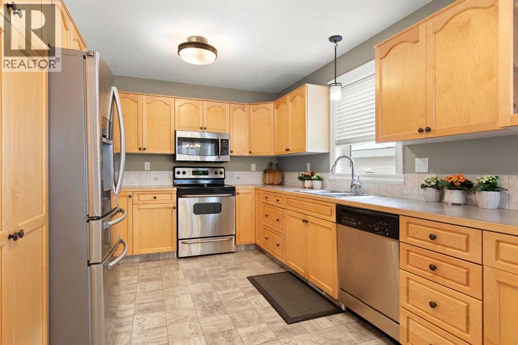 928 3 Street Sw, Redcliff, Alberta  T0J 2P0 - Photo 15 - A2283268