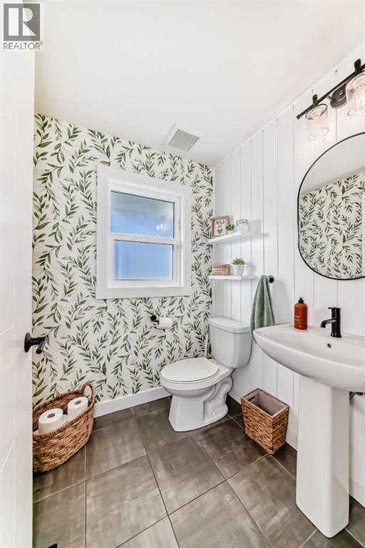 513 Chinook Gate Square Sw, Airdrie, Alberta  T4B 4W1 - Photo 19 - A2284483