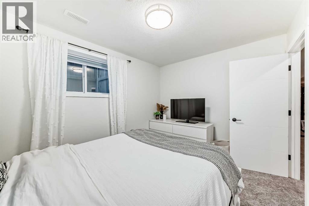 513 Chinook Gate Square Sw, Airdrie, Alberta  T4B 4W1 - Photo 40 - A2284483