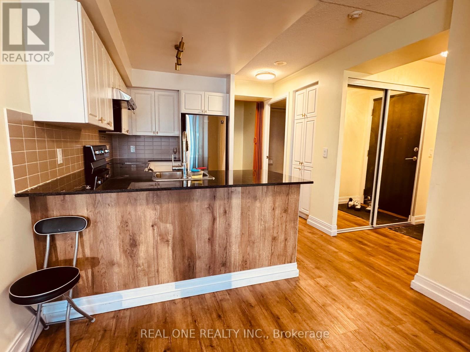 1710 - 125 Village Green Square, Toronto, Ontario  M1S 0G3 - Photo 6 - E12756214