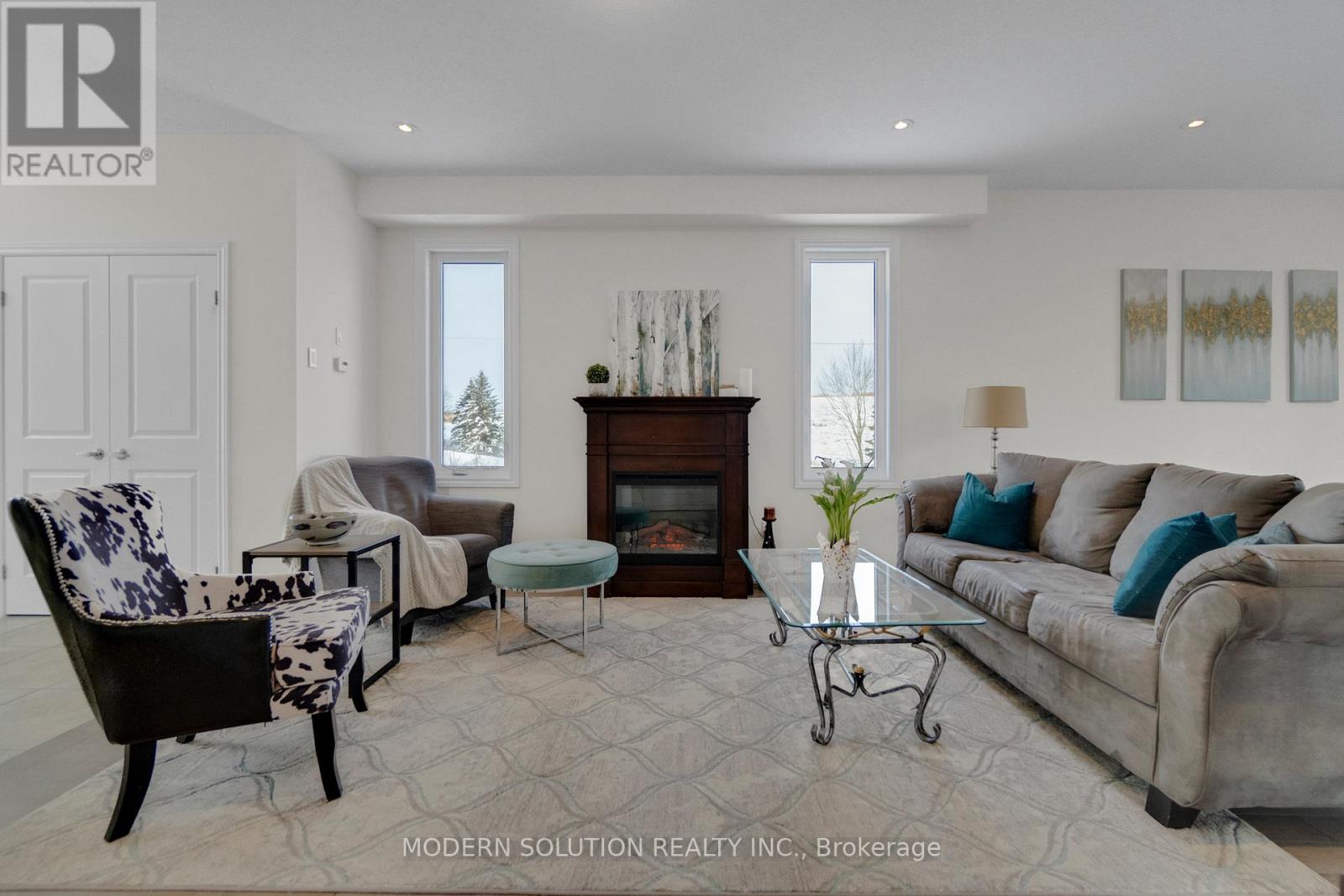 99 Creighton Avenue, Guelph, Ontario  N1E 0H8 - Photo 7 - X12719812