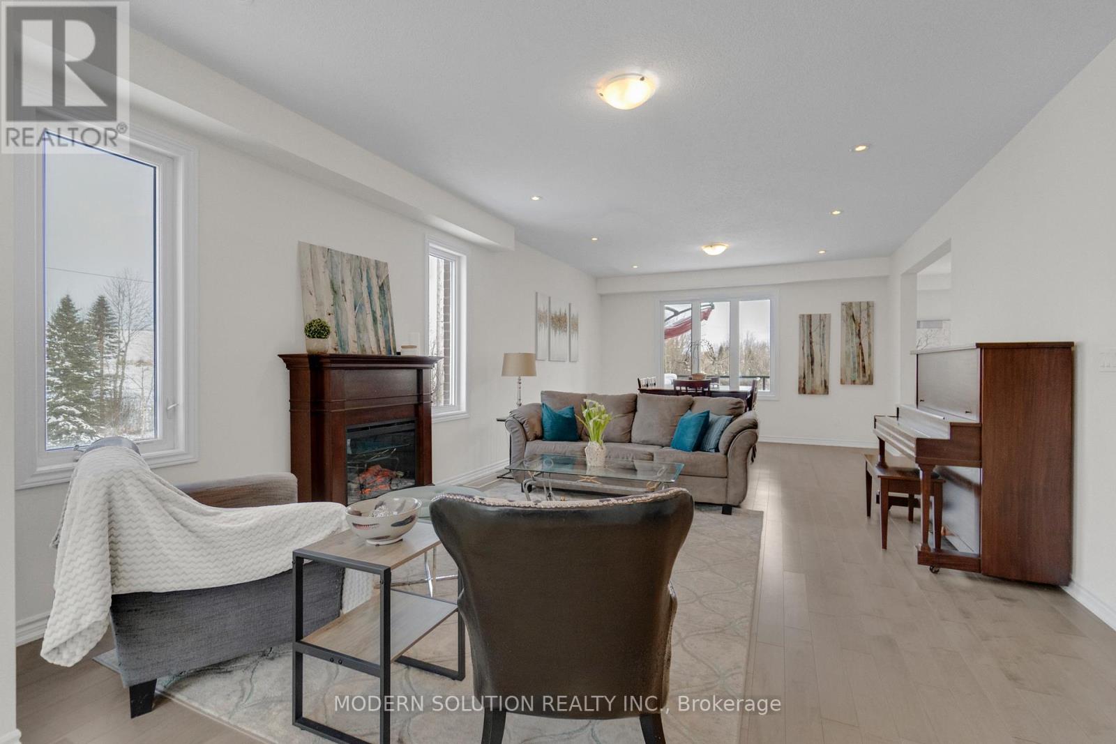 99 Creighton Avenue, Guelph, Ontario  N1E 0H8 - Photo 8 - X12719812