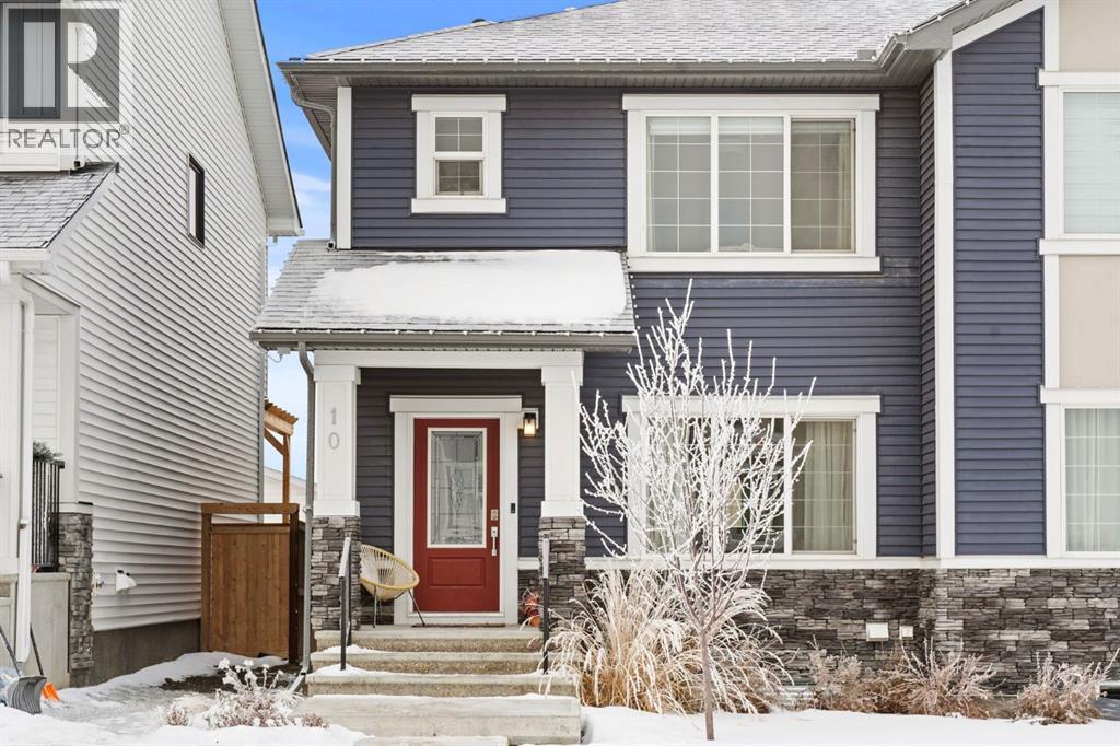 10 Emberside Link, Cochrane, Alberta