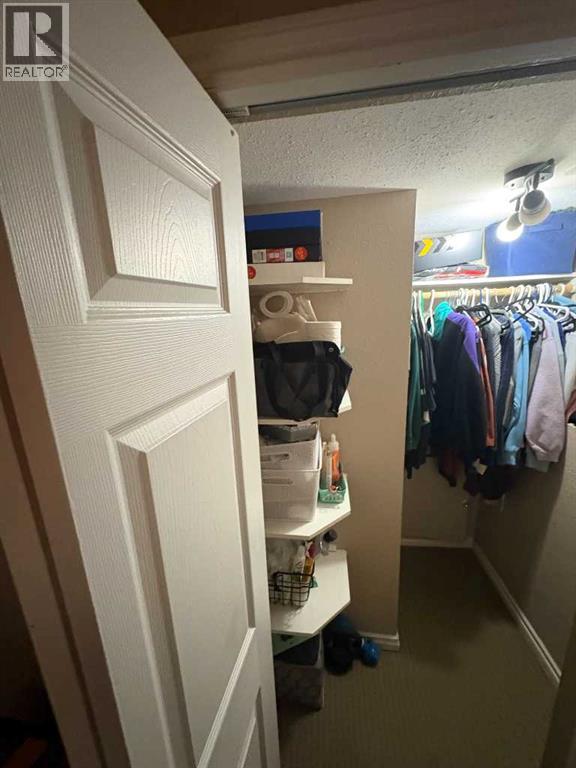 2, 1701 St Edward Boulevard N, Lethbridge, Alberta  T1H 1X2 - Photo 9 - A2280720