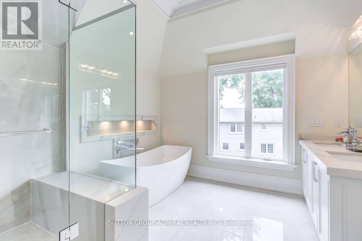 305 Finch Avenue E, Toronto, Ontario  M2N 4S3 - Photo 14 - C12769704