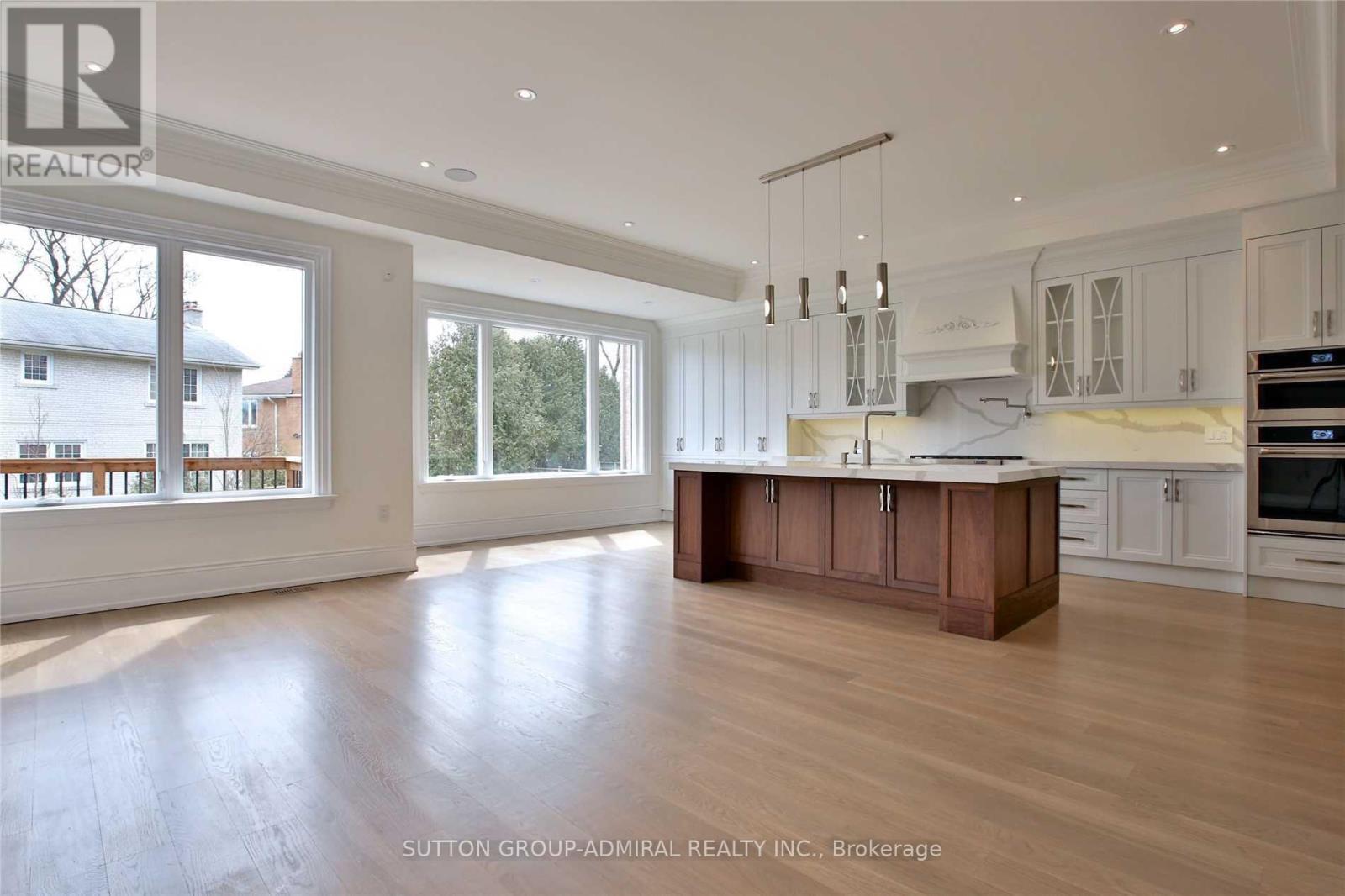 305 Finch Avenue E, Toronto, Ontario  M2N 4S3 - Photo 8 - C12769704