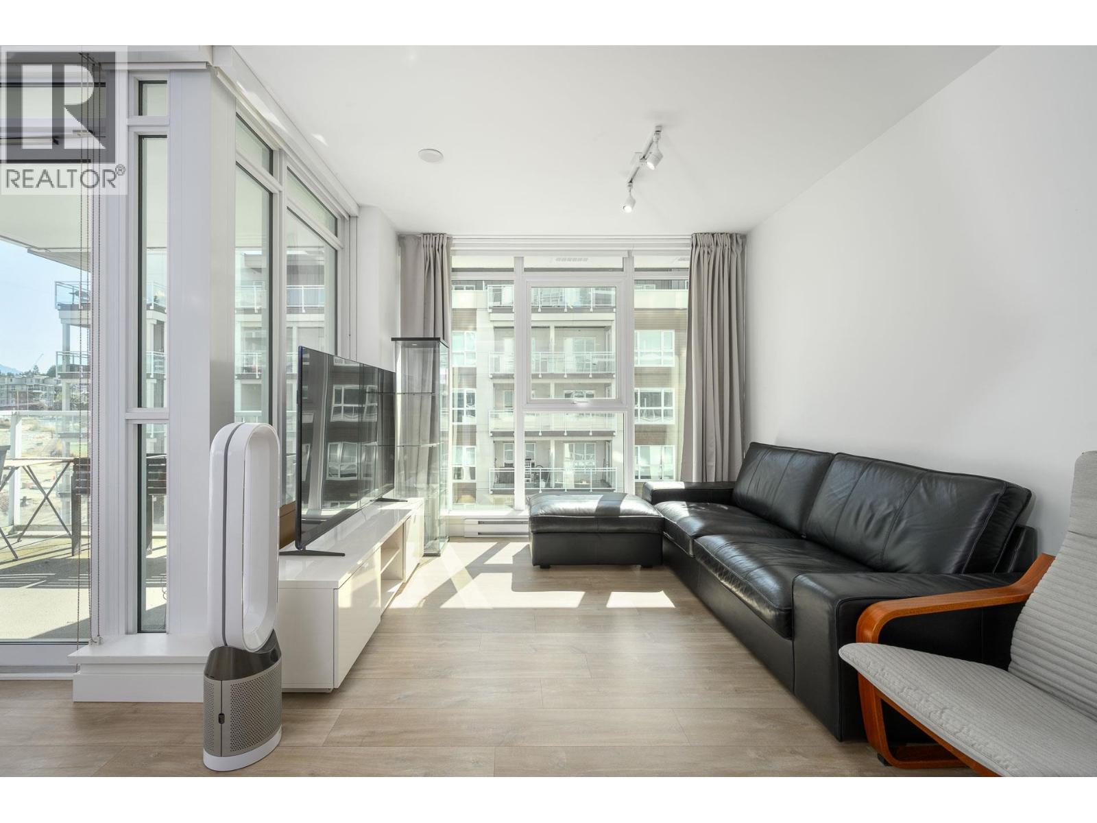 407 525 Foster Avenue, Coquitlam, British Columbia  V3J 0H6 - Photo 12 - R3087727