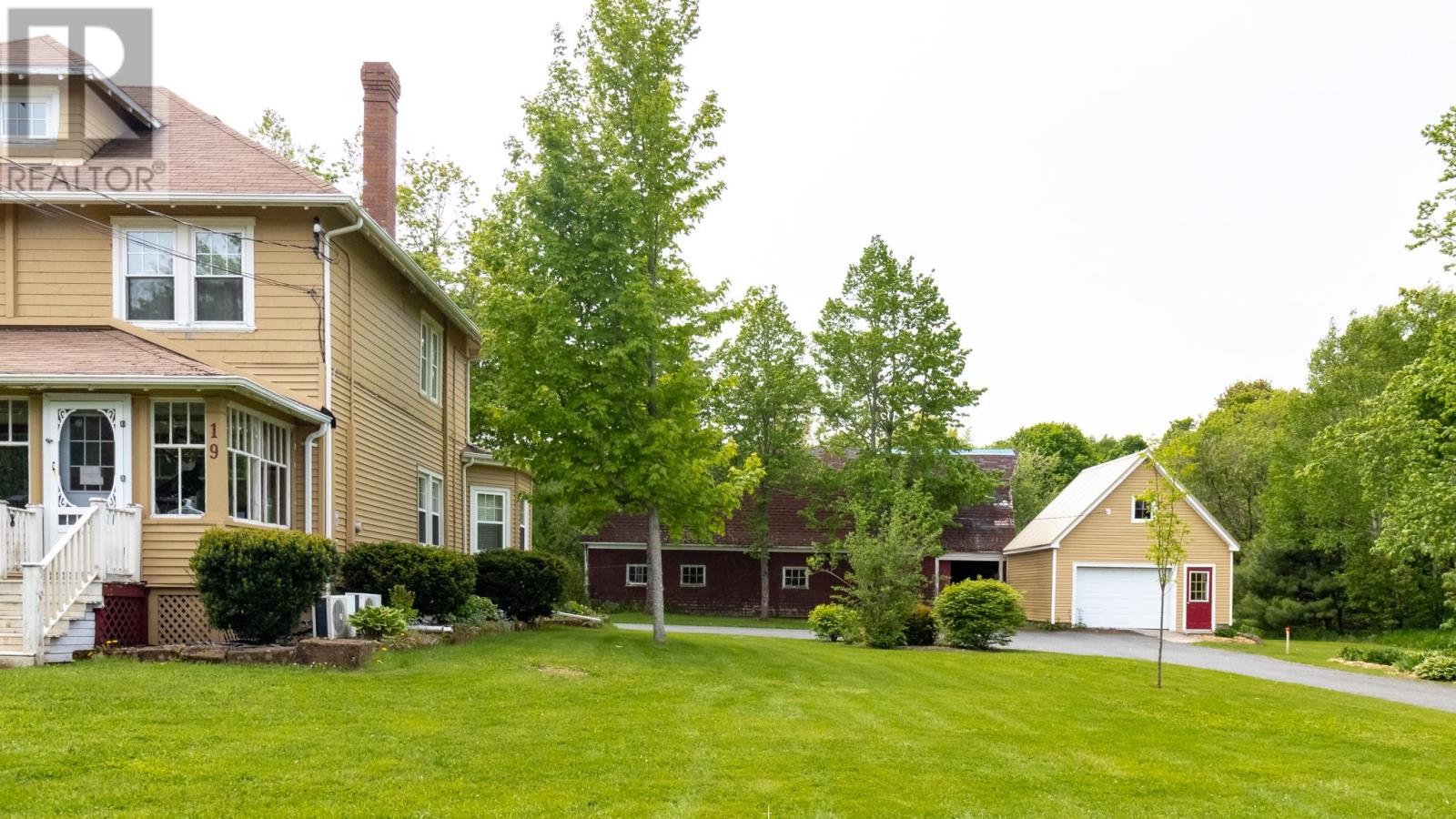 19 Wood Island Road, Montague, Prince Edward Island  C0A 1R0 - Photo 2 - 202602366